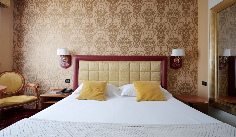 camera motel a pavia del duca. motel a ore pavia